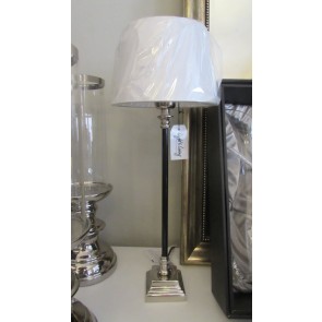 Lampa stolná čierno-strieborná s bielym tienidlom, výška 51 cm